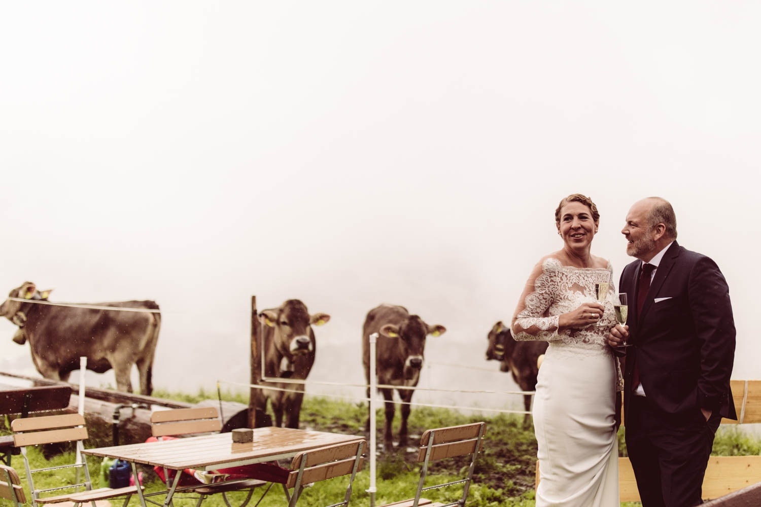 Hochzeitsfotograf_Oberstdorf_Jagdhaus_blauerSalon_Berghochzeit-Allg&auml;u_43