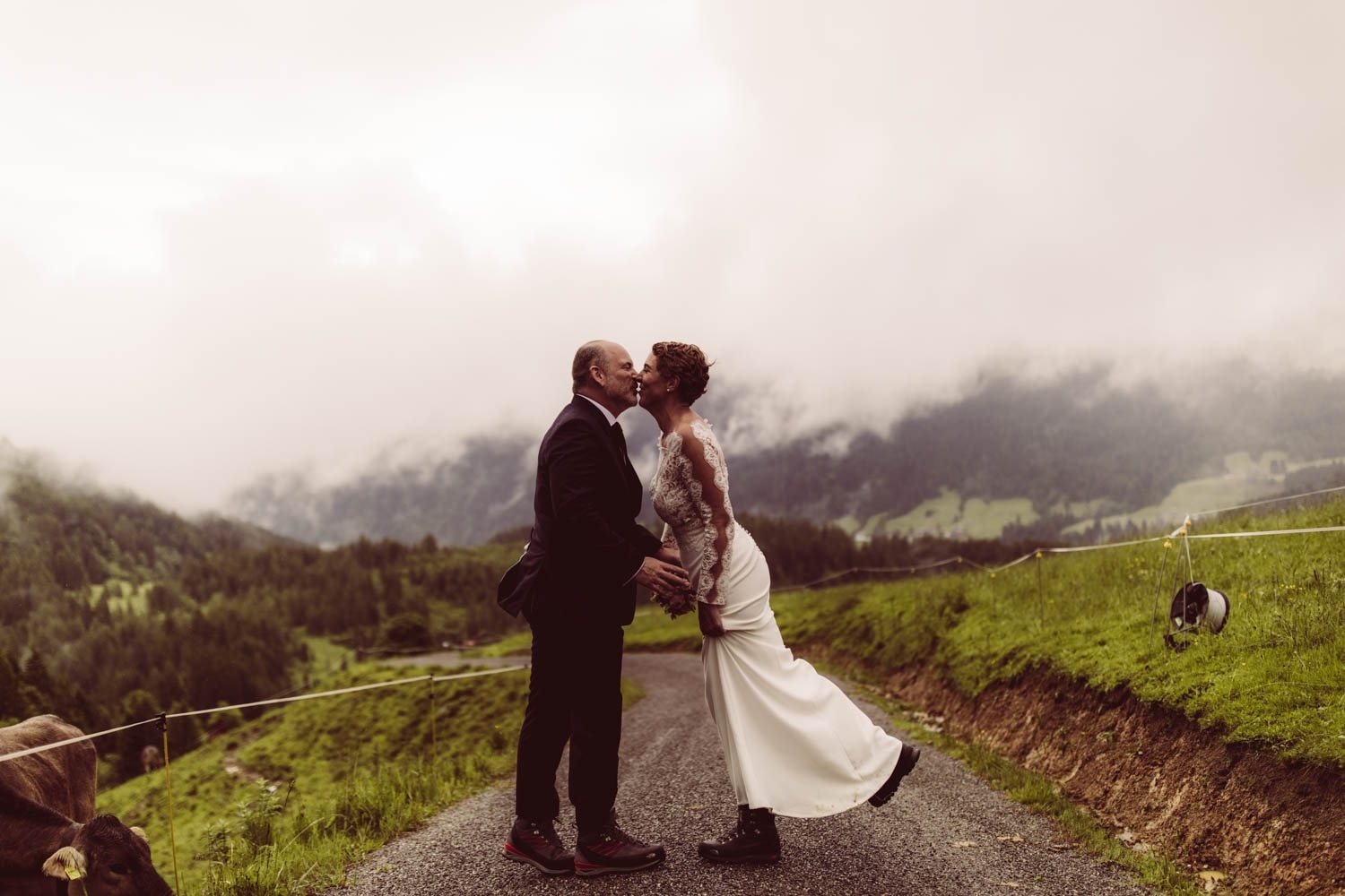 Hochzeitsfotograf_Oberstdorf_Jagdhaus_blauerSalon_Berghochzeit-Allg&auml;u_60