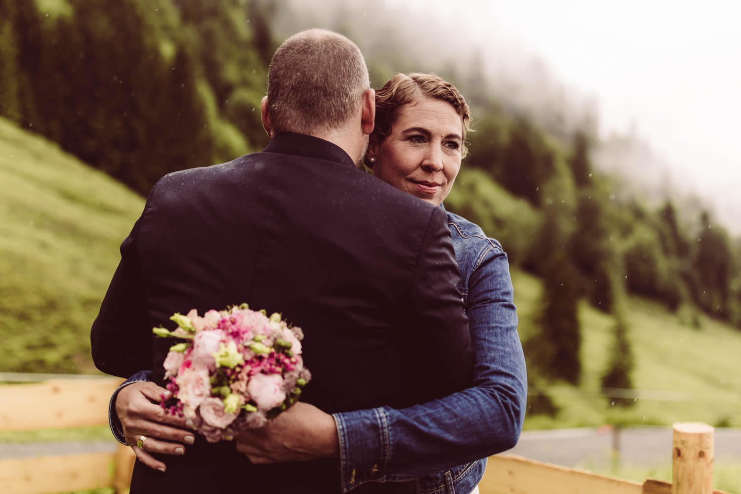 Hochzeitsfotograf_Oberstdorf_Jagdhaus_blauerSalon_Berghochzeit-Allgäu_51