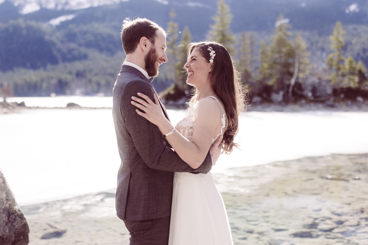 Elopement_Eibsee_Zugspitze_Hochzeitsfotografin_Garmisch_15
