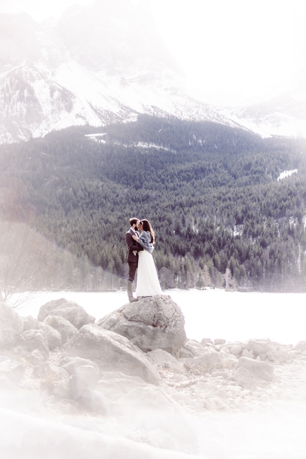 Elopement_Eibsee_Zugspitze_Hochzeitsfotografin_Garmisch_42