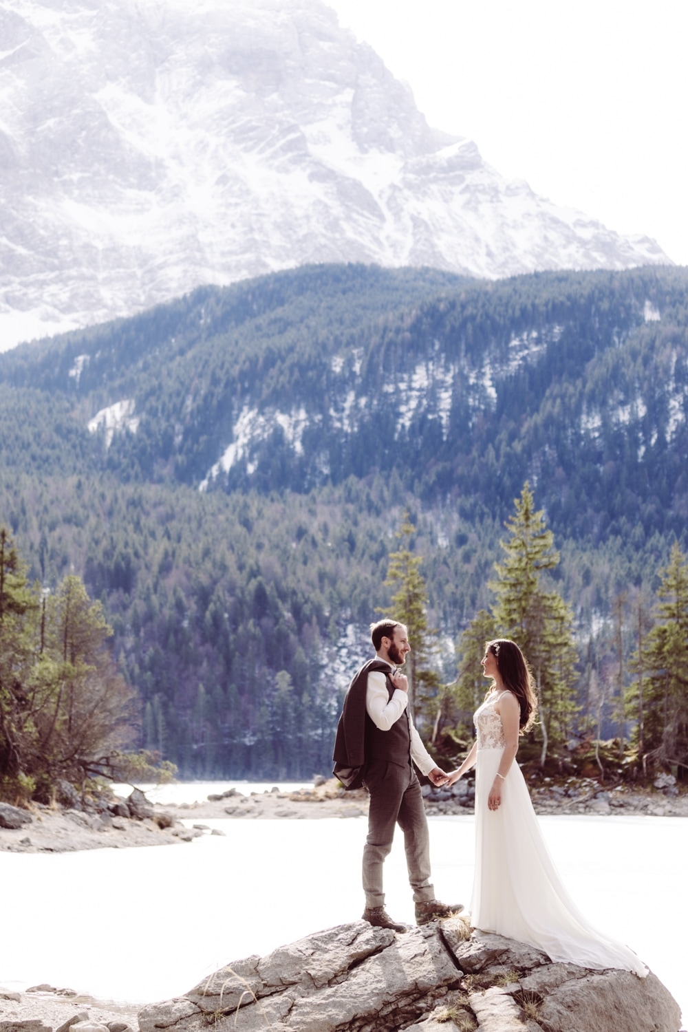 Elopement_Eibsee_Zugspitze_Hochzeitsfotografin_Garmisch_53