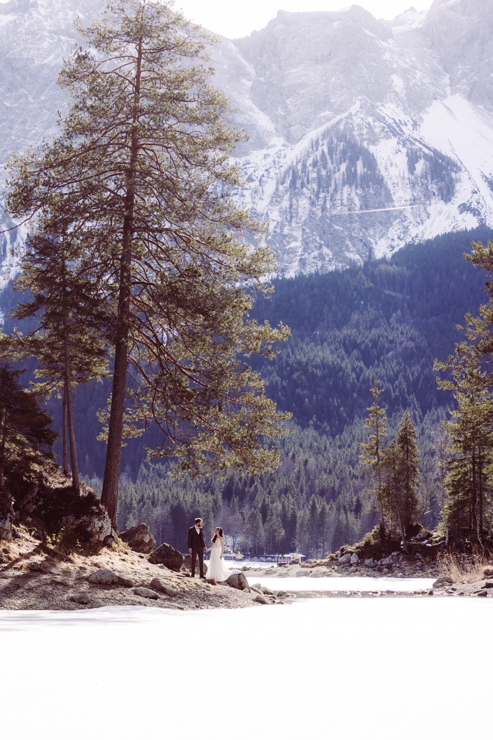 Elopement_Eibsee_Zugspitze_Hochzeitsfotografin_Garmisch_9