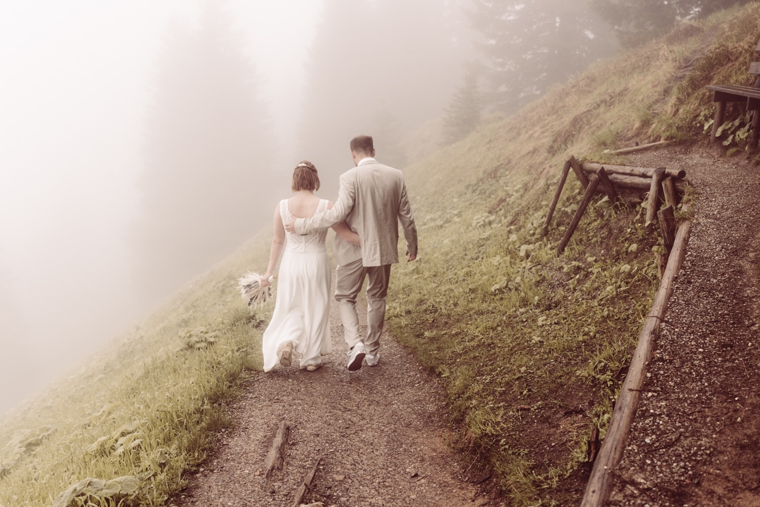 Hochzeitsfotografin_Oberammergau_Laber_Berghochzeit-38