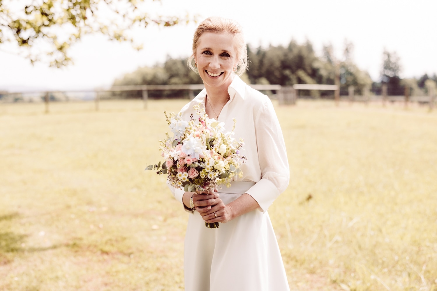 Hochzeitsfotografin_Wangen-im-Allg&auml;u_Windh&auml;usern5-39