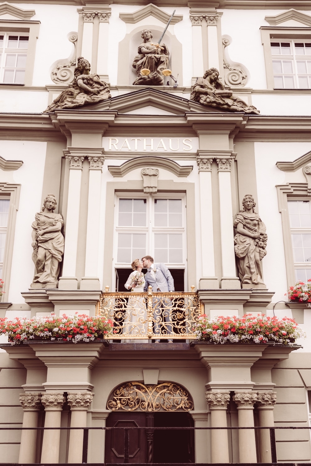 Hochzeitsfotografin_Wangen-im-Allg&auml;u_Windh&auml;usern5-87