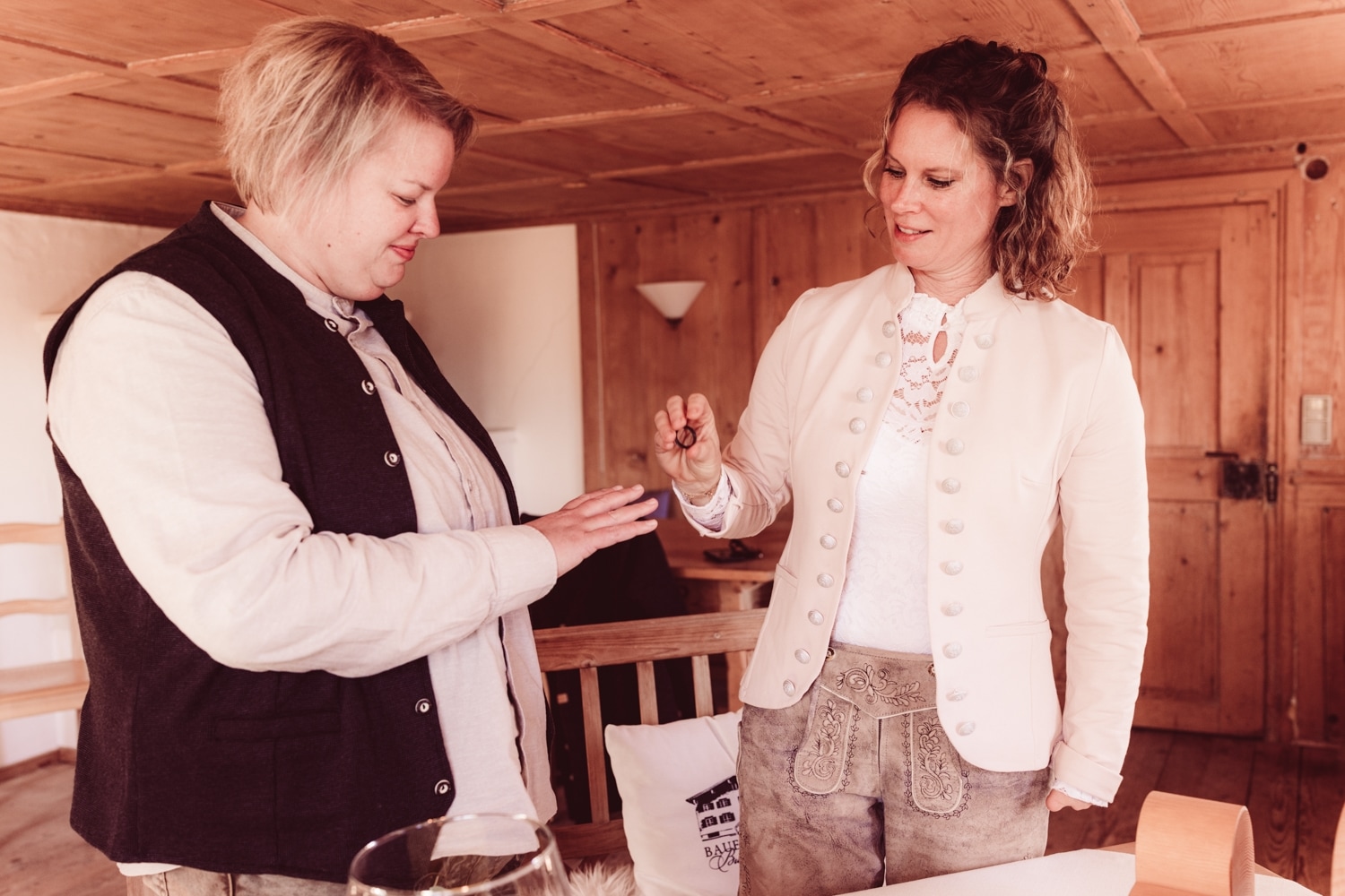 Hochzeitsfotografin_Ofterschwanger-Horn_Elopement_Oberallg&auml;u-24