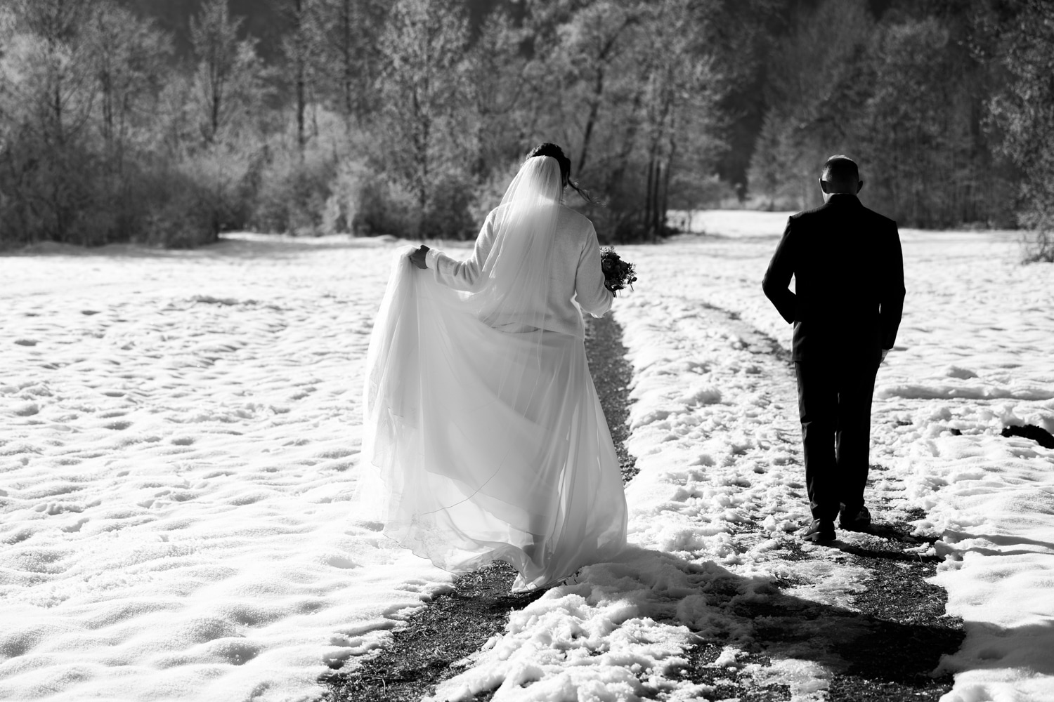 Fotografin_Intime_Winterhochzeit_Allg&auml;u-24