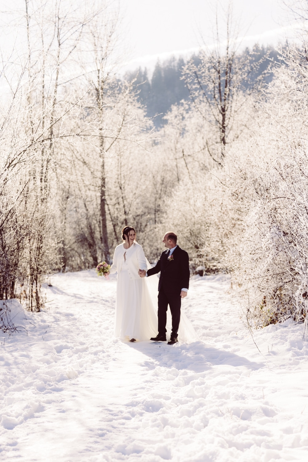 Fotografin_Intime_Winterhochzeit_Allg&auml;u-35