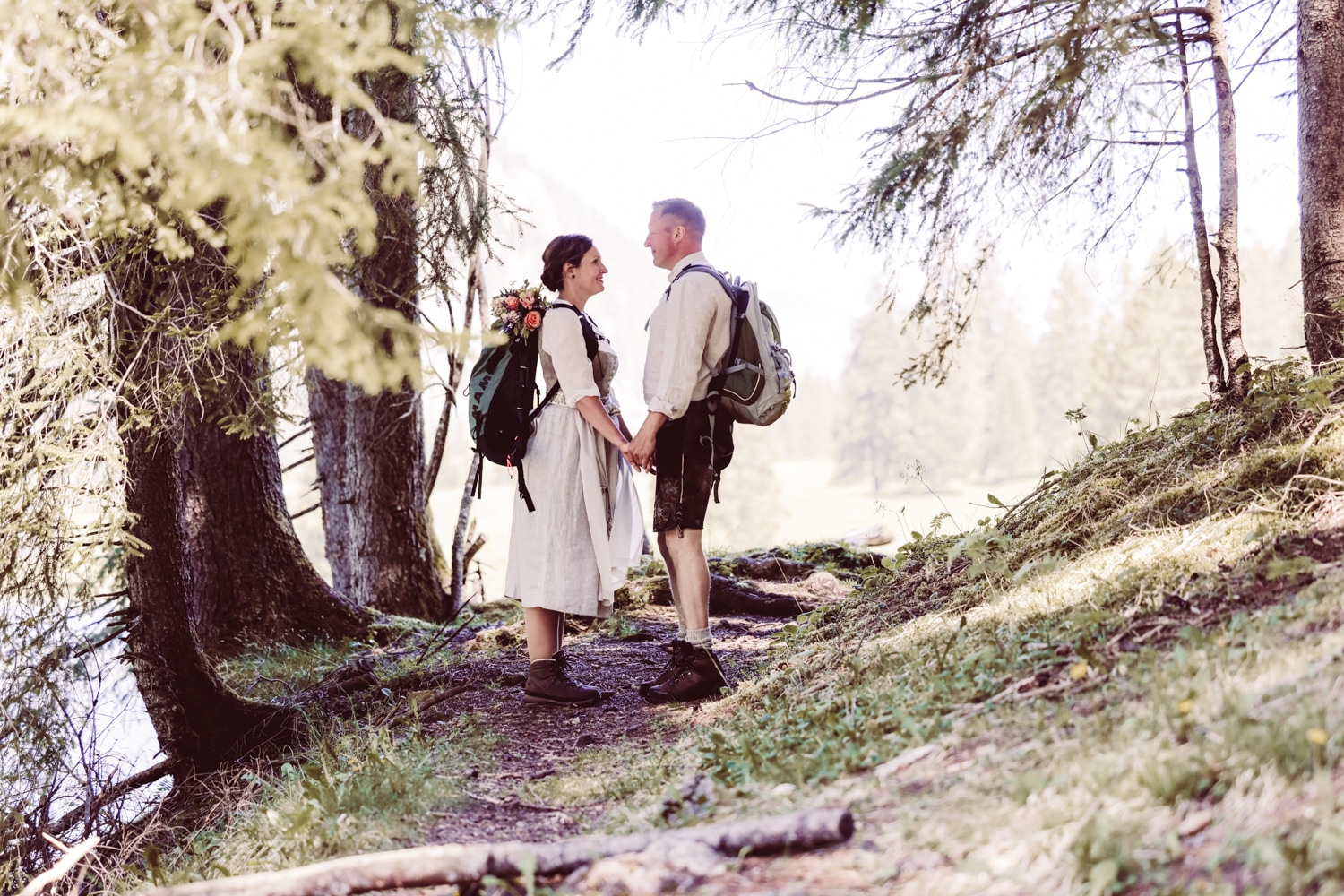 Hochzeitsfotografin_Vilsalpsee_Elopement_Tannheim-43