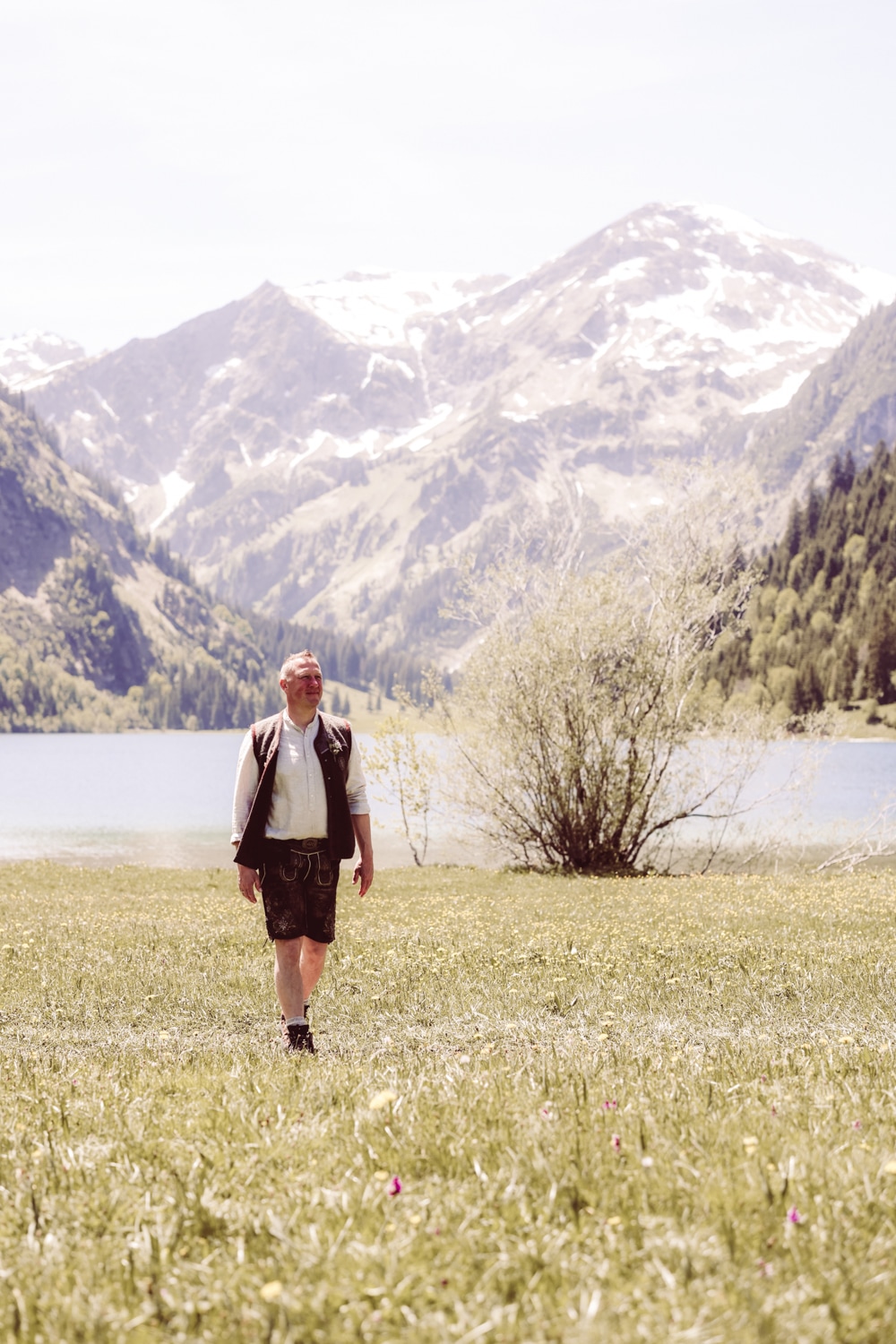 Hochzeitsfotografin_Vilsalpsee_Elopement_Tannheim-84