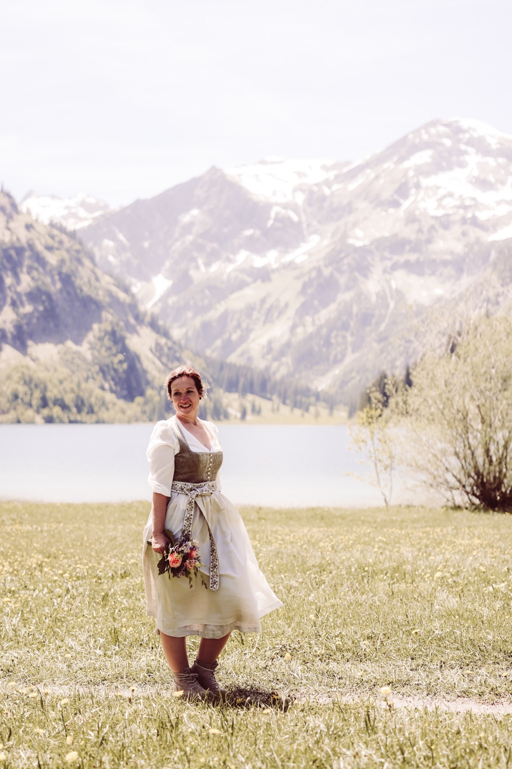 Hochzeitsfotografin_Vilsalpsee_Elopement_Tannheim-85