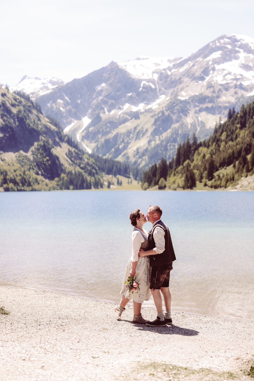 Hochzeitsfotografin_Vilsalpsee_Elopement_Tannheim-92