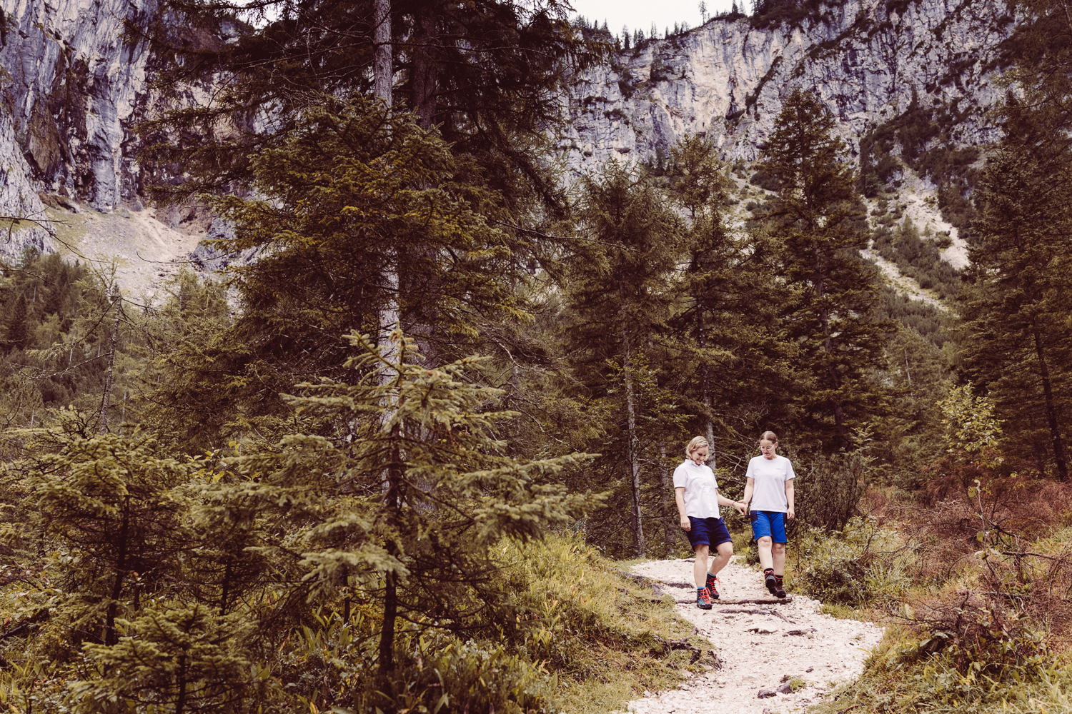 Wanderhochzeit_zu-zweit_Fotografin_Berg-Elopement_&Ouml;sterreich-49