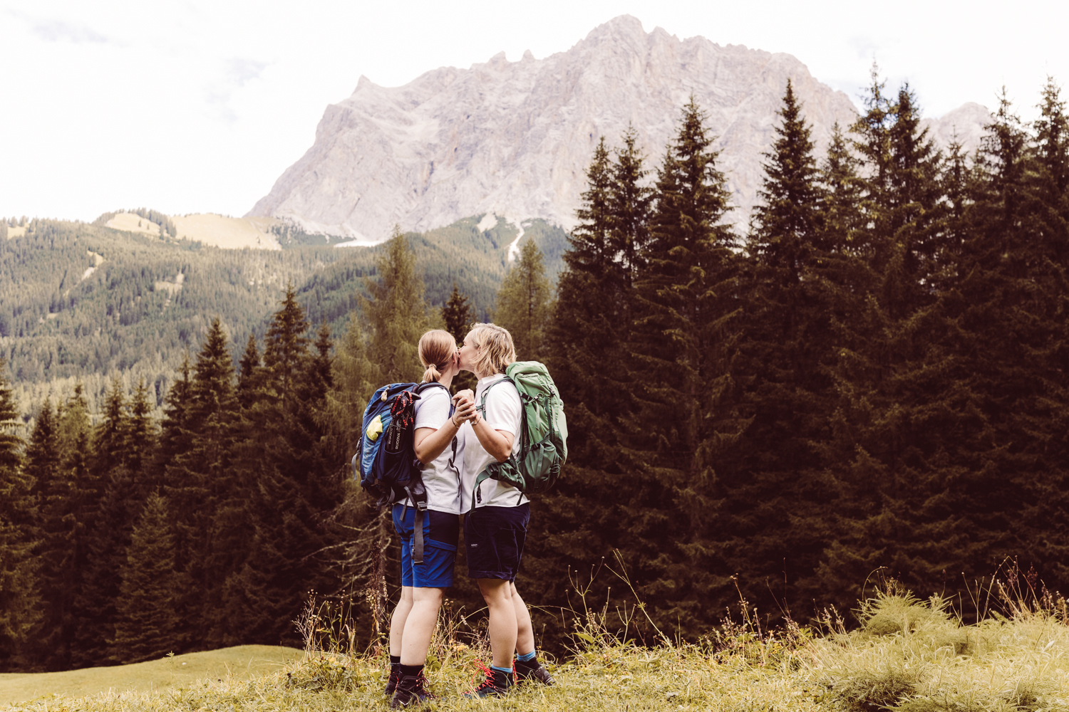 Wanderhochzeit_zu-zweit_Fotografin_Berg-Elopement_&Ouml;sterreich-69