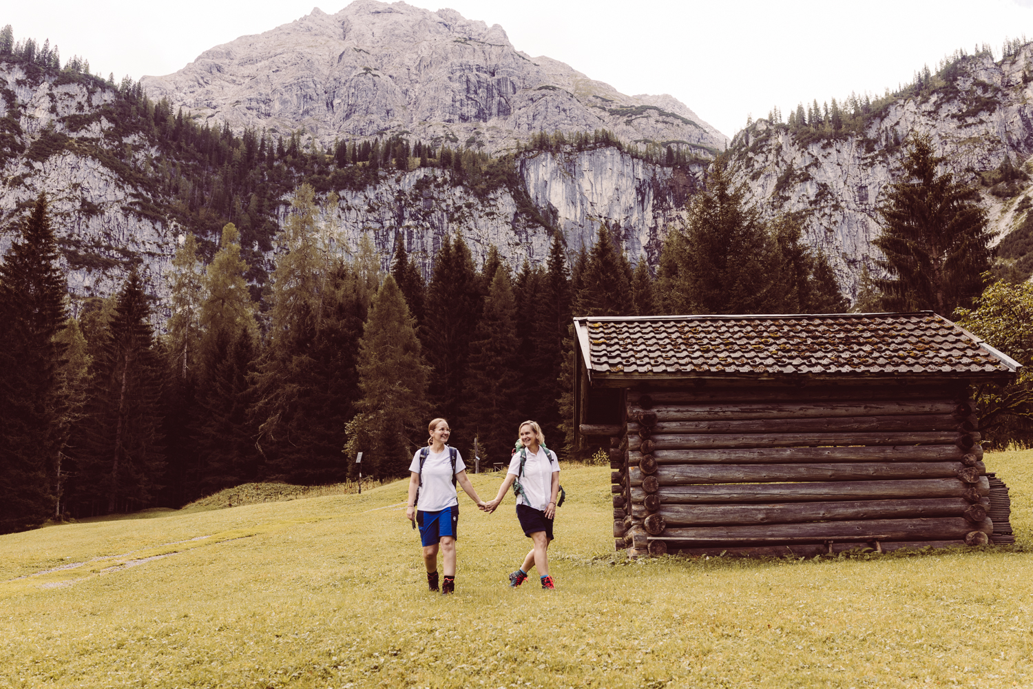 Wanderhochzeit_zu-zweit_Fotografin_Berg-Elopement_&Ouml;sterreich-78