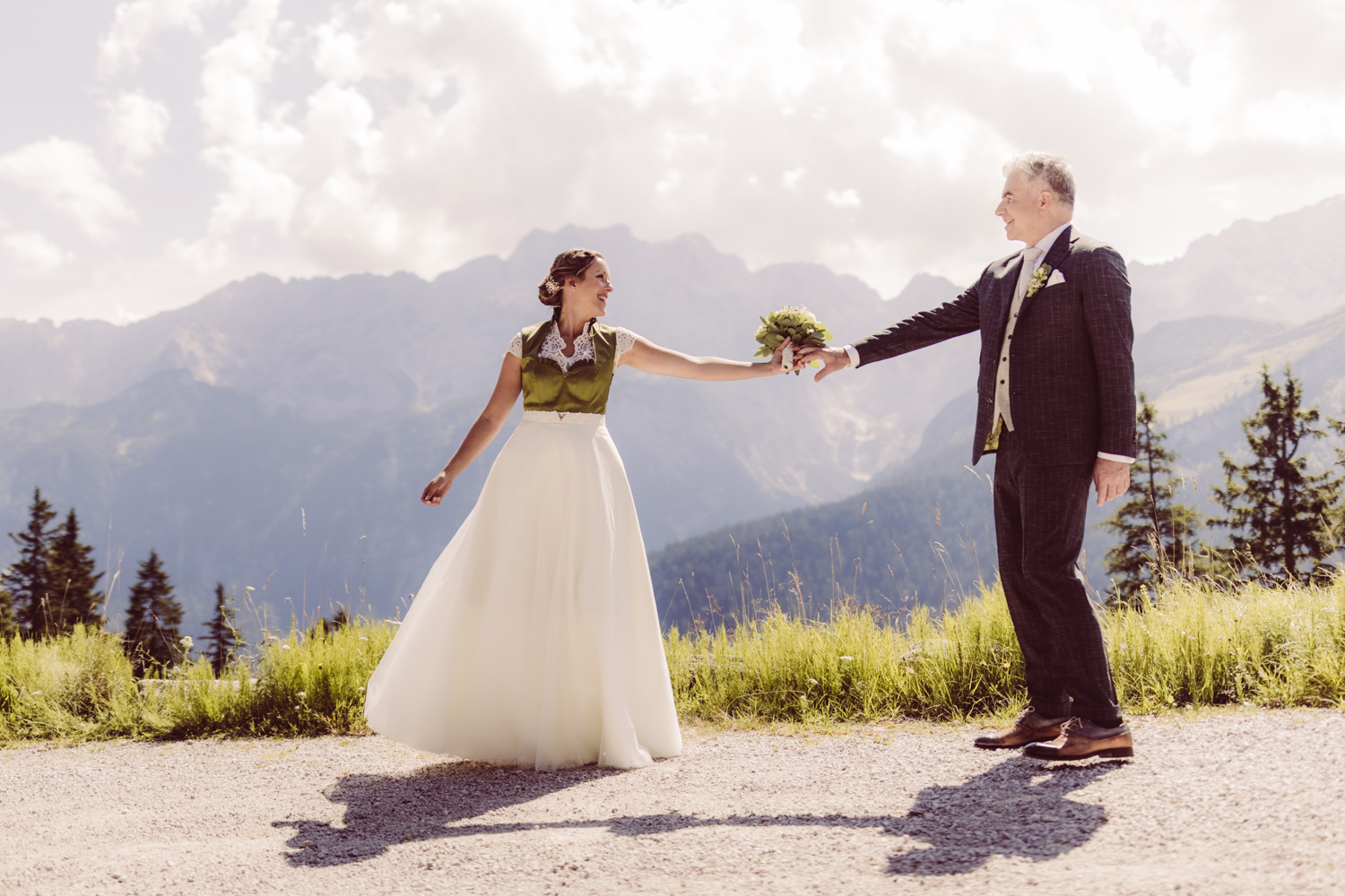 Hochzeit auf dem Kreuzjochhaus bei Garmisch-Partenkirchen